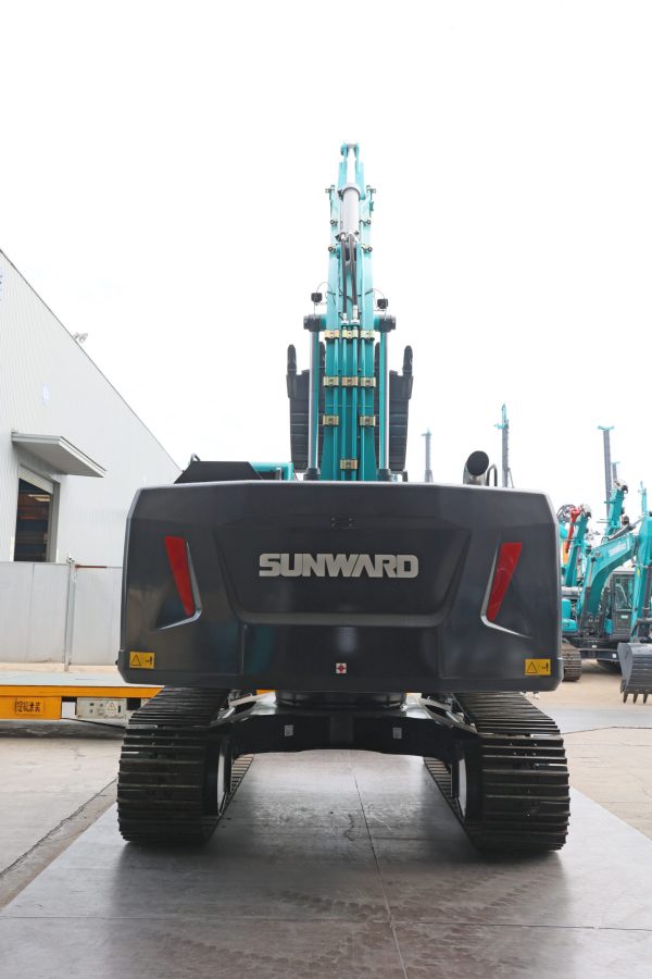 ESCAVADORA SWE 335F - Image 4